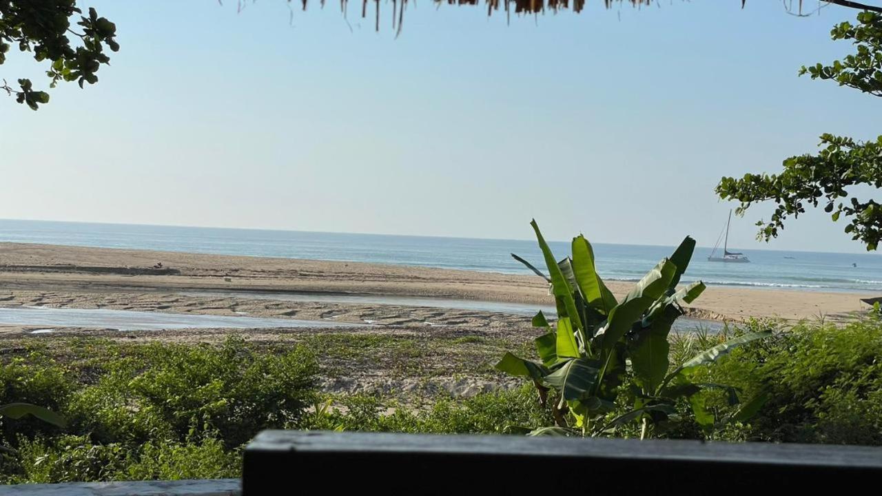 Three Queen Villa And Homestay وايكابوباك المظهر الخارجي الصورة