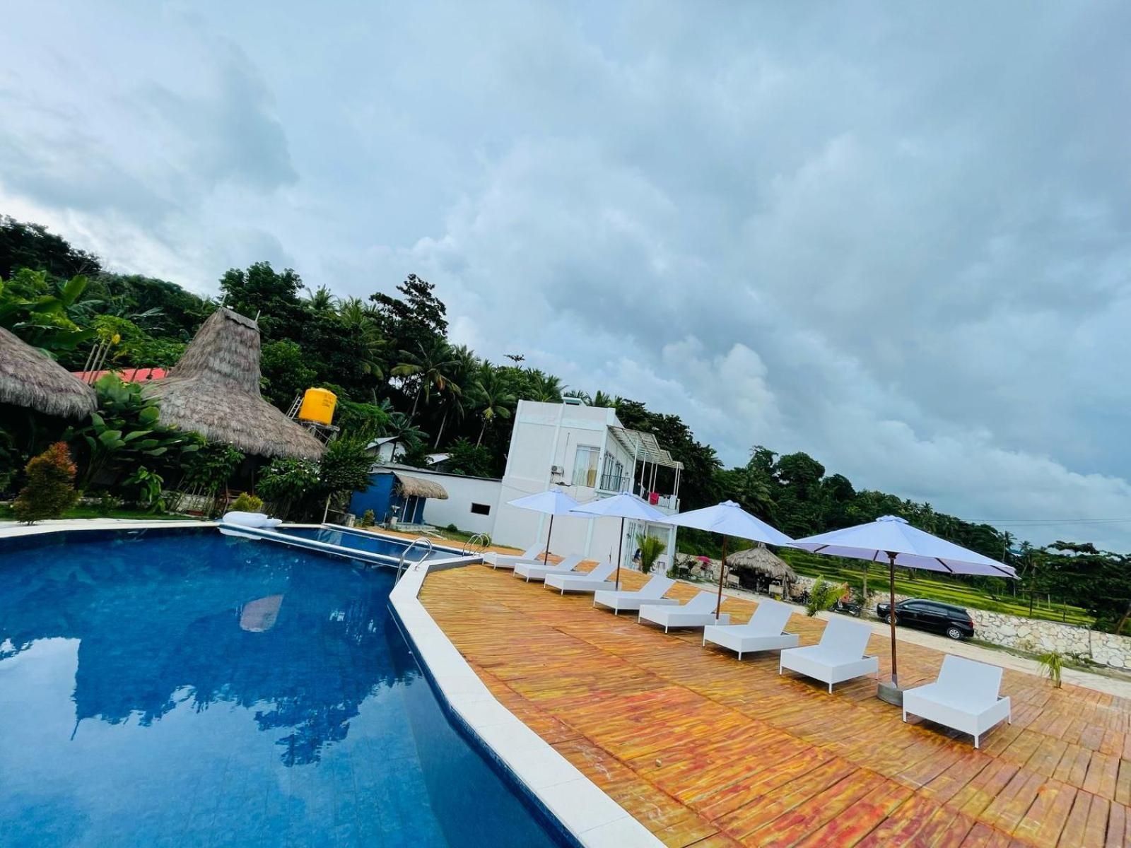 Three Queen Villa And Homestay وايكابوباك المظهر الخارجي الصورة